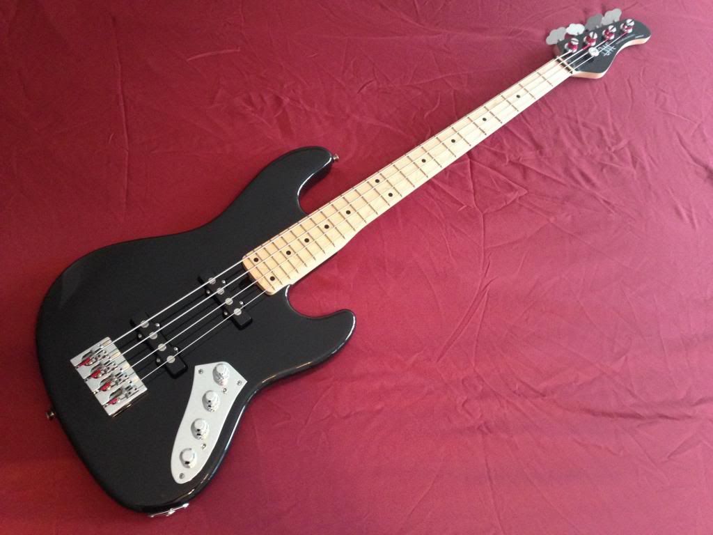 ***SOLD***Mayones Jabba Classic 4 with JRetro Deluxe Preamp Basses